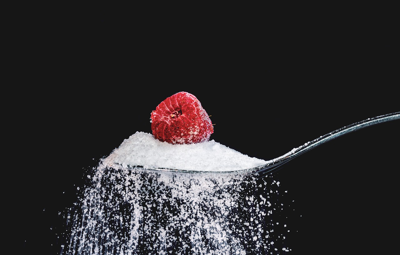 wpływ cukru na organizm człowieka